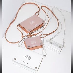 B7 NANA NANA Bag